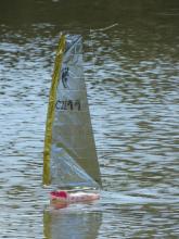 Třpytící se plachta Tomáše Ciniburka