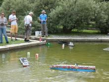 Vjezd do kanálu střežil maják.