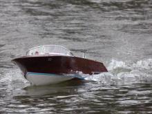 Na začátku se po vodě proháněly i rychlejší modely.