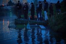 Modelářů dorazilo dost - PetrP stojí vlevo.