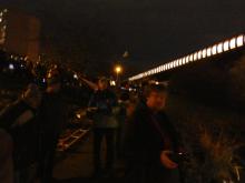 Davy dětí dorazily se svými lampiony až za tmy.