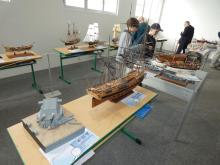 Pokud vás nebaví stavba celých lodí, v "Céčkách" si vystačíte jen s jejich částmi.