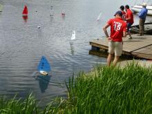 Možností, jak dostat plachetnici na vodu, bylo více.