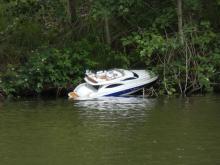 Některým byla vodní plocha malá - jachta Pavla Kostky.