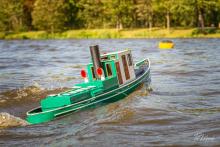 Sella se málem utopila.