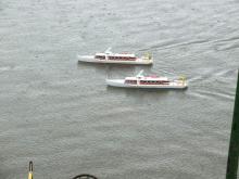 Obě Barrakudy na vodě