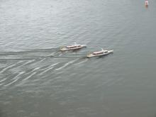 Obě Barrakudy na vodě