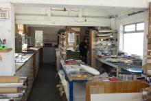 Tady probíhá kompletace a příprava na expedici.