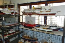 ... modely jachet a kladečů bójí...