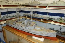 ... torpédoborce, predreadnoughty...