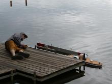 František Pop trénuje dokování s kolesovou Bohemií.