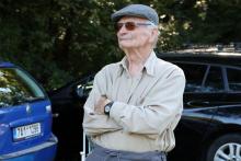 Nestor a legenda lodního modelářství - pan Jaroslav Suchý starší z Náměště, reprezentujíc​í tým Třešti