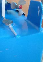 16 - zatmelení původního otvoru pro kormidlo