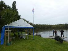 Stan byl poloprázdný.